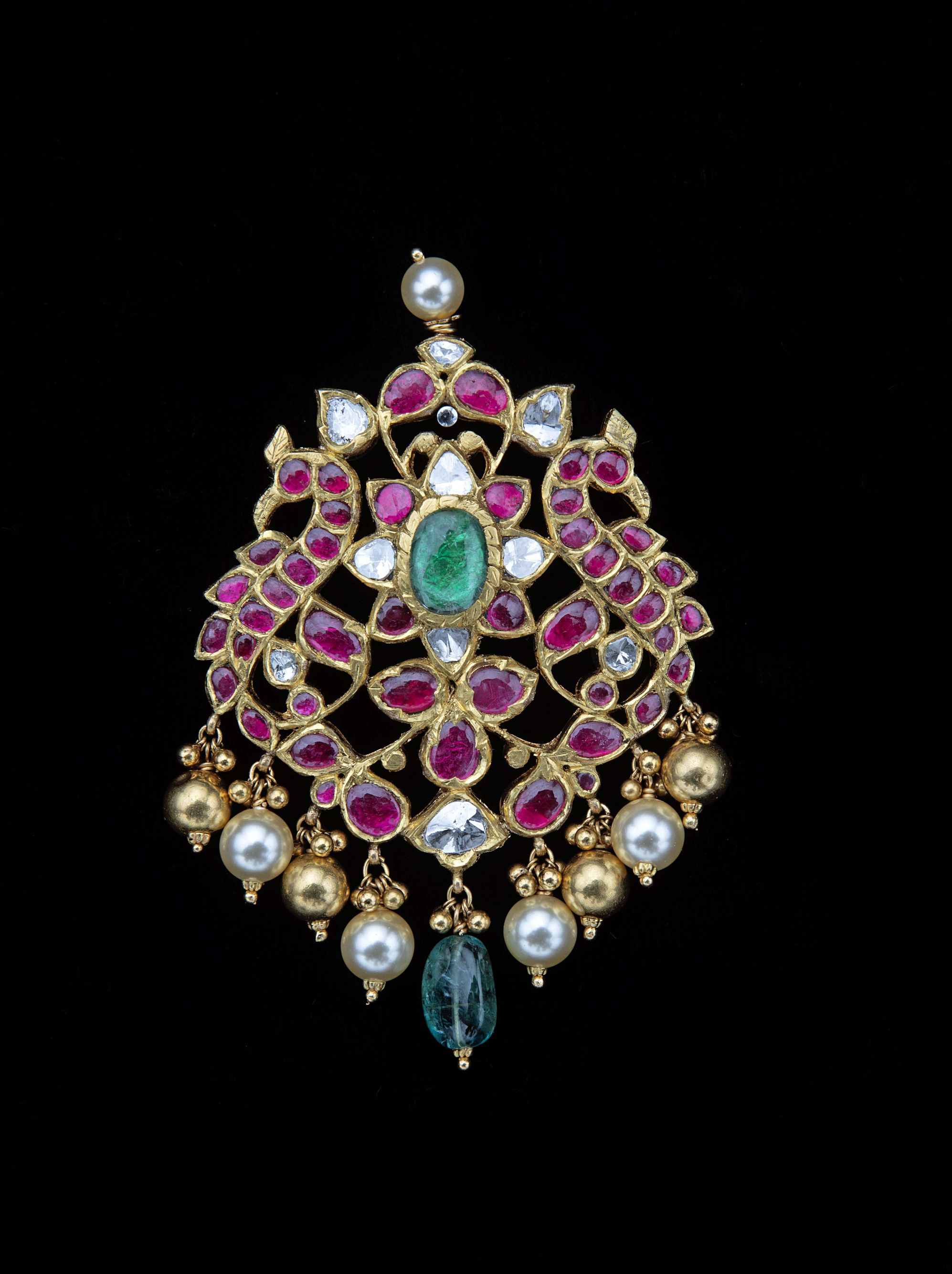 Kundan Locket